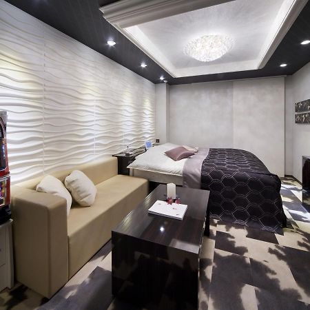 Jewel Hotel Luxury Modern (Adults Only) Miyoshi  المظهر الخارجي الصورة